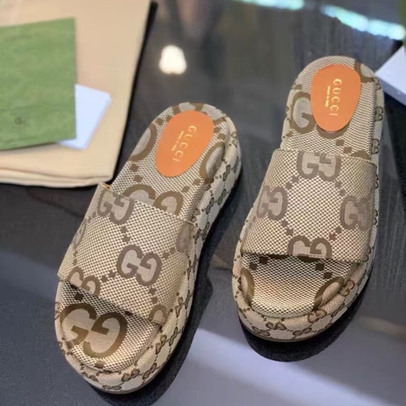 Gucci Beige GG Patterned Slides - Picture 1 of 5